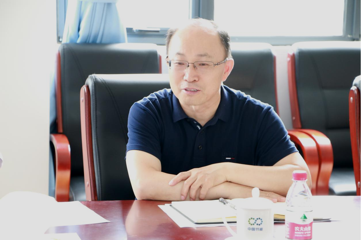 昌平区国资委副主任张洪星一行 到昌平公司调研指导工作